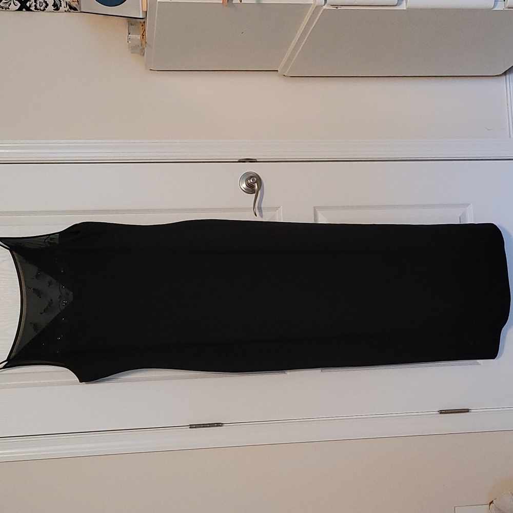 Jones, NY. Long formal wedding or prom dress. Black